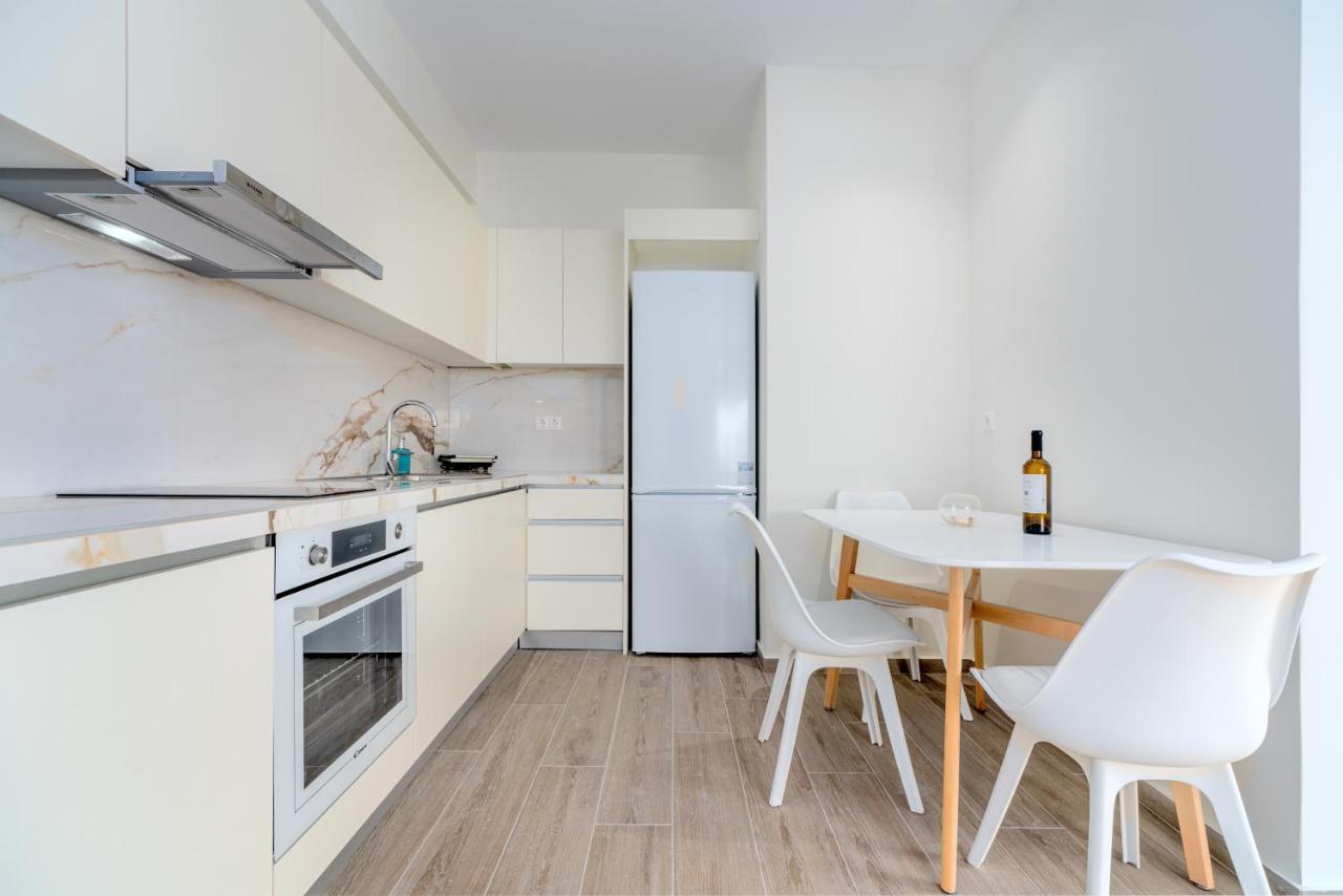 Costa Vasia Boutique Apartments Vrachati Luaran gambar