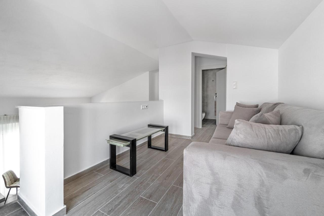 Costa Vasia Boutique Apartments Vrachati Luaran gambar