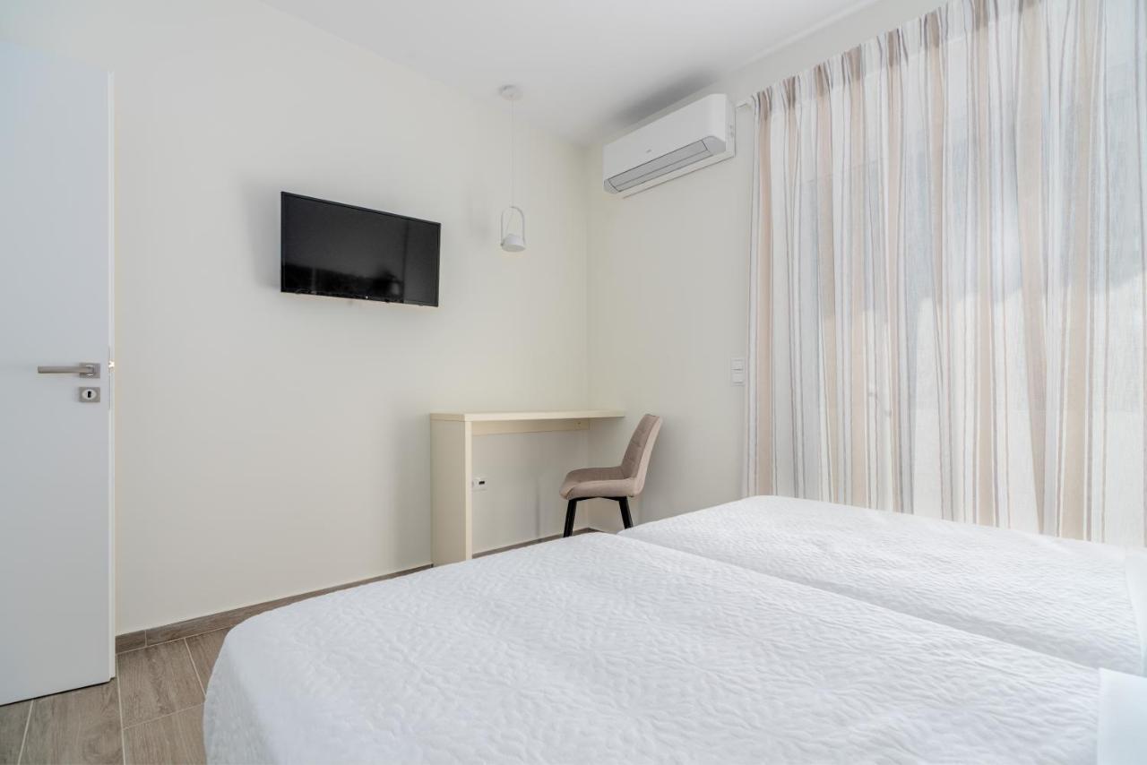 Costa Vasia Boutique Apartments Vrachati Luaran gambar