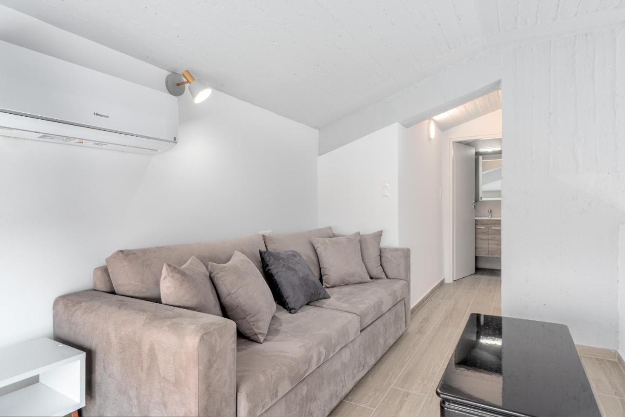 Costa Vasia Boutique Apartments Vrachati Luaran gambar