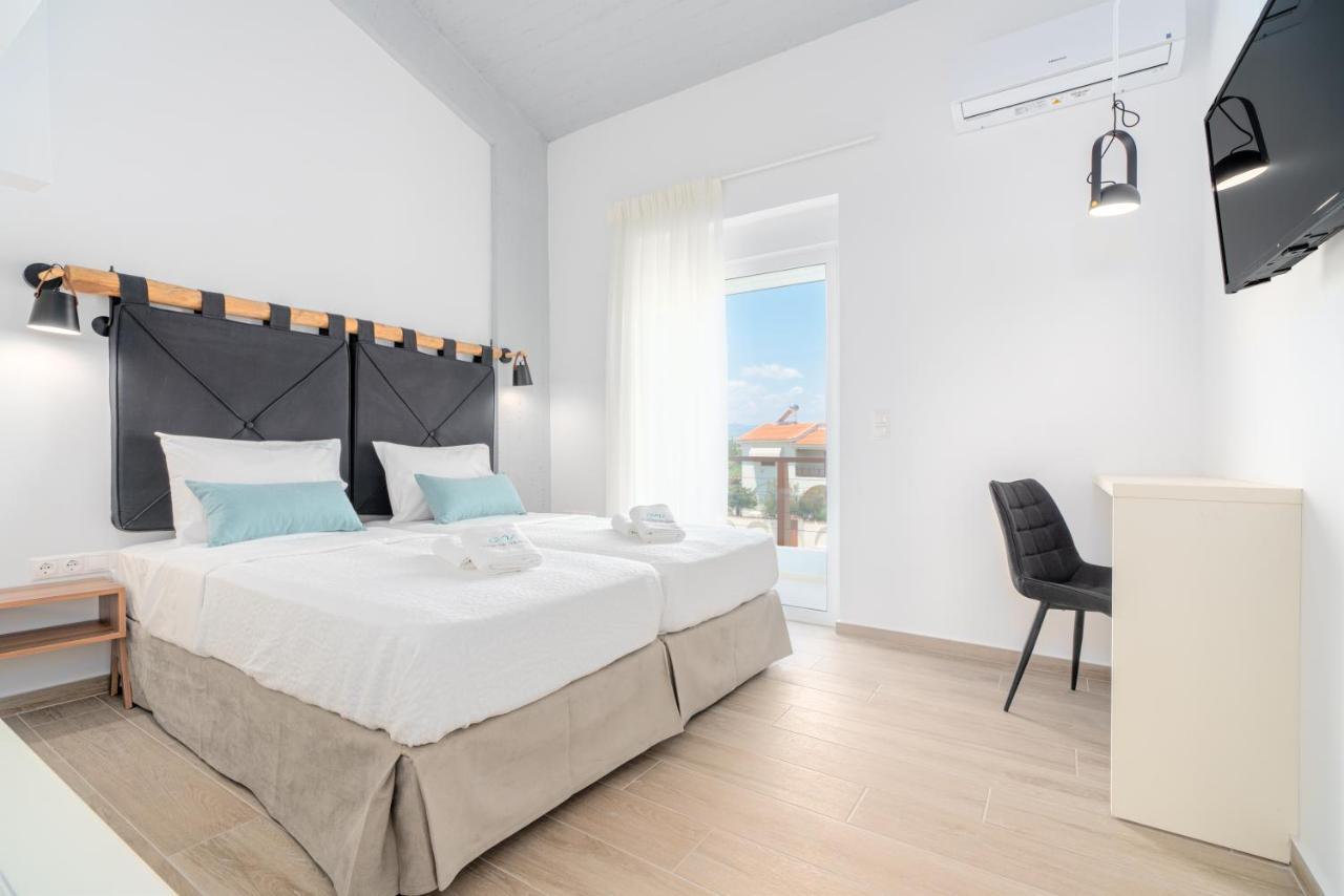 Costa Vasia Boutique Apartments Vrachati Luaran gambar