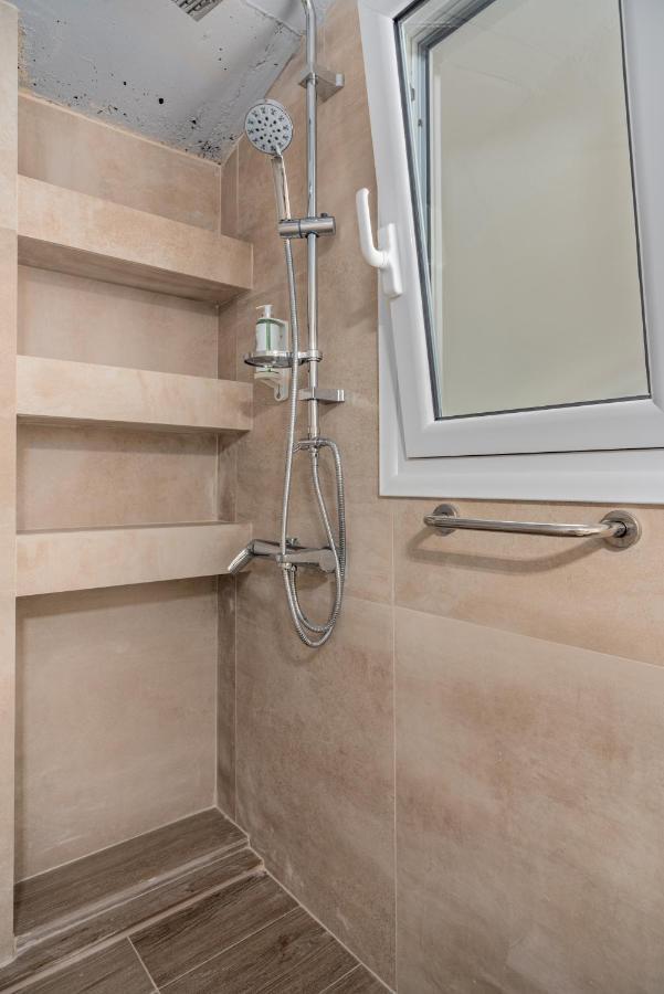 Costa Vasia Boutique Apartments Vrachati Luaran gambar