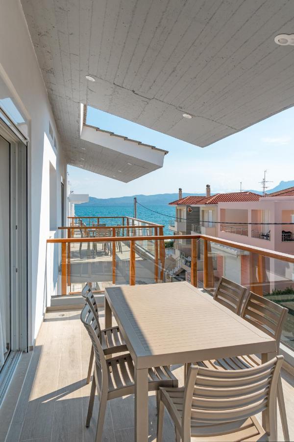 Costa Vasia Boutique Apartments Vrachati Luaran gambar
